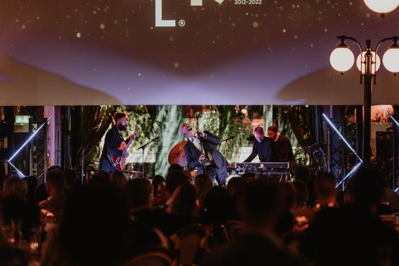 Liveopptreden (foto: Fabel Media)
